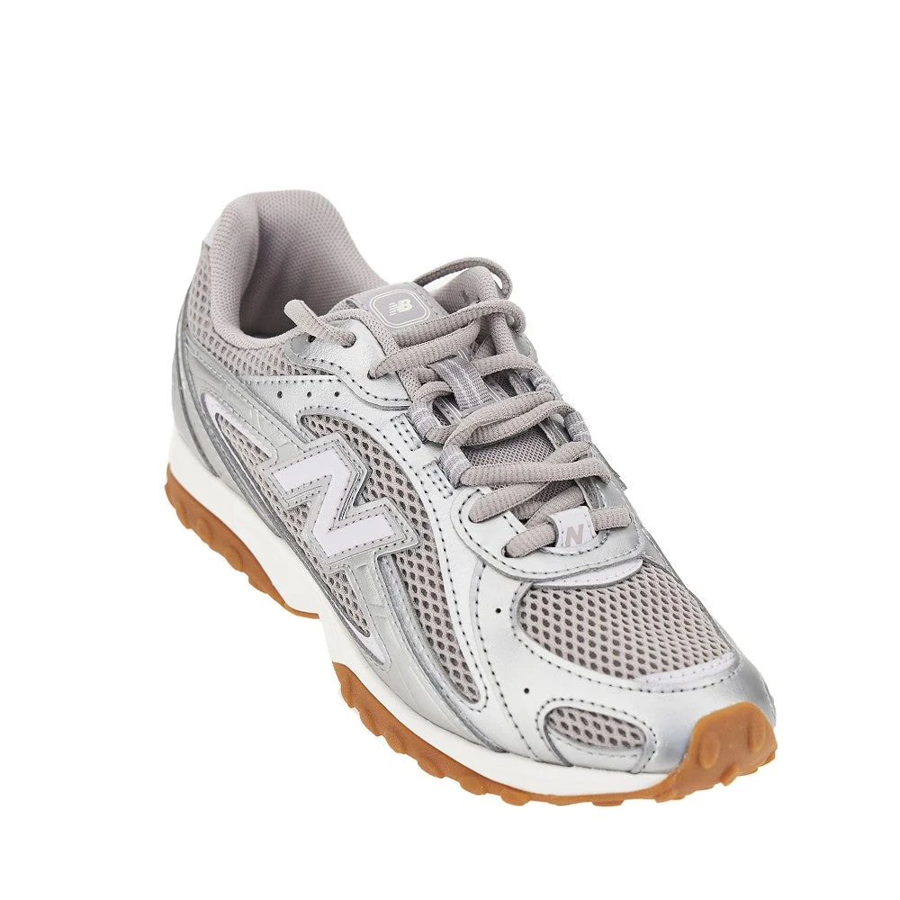 204l sneakers
