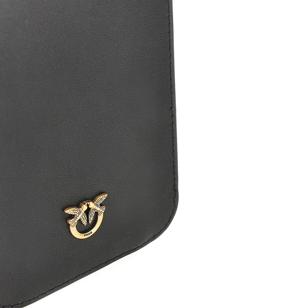 leather smartphone pouch